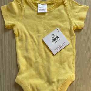 NWT HANNA ANDERSSON SHORT SLEEVE ORGANIC COTTON ONSIE